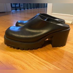 Aldo black leather mules (from 2000)- size 39